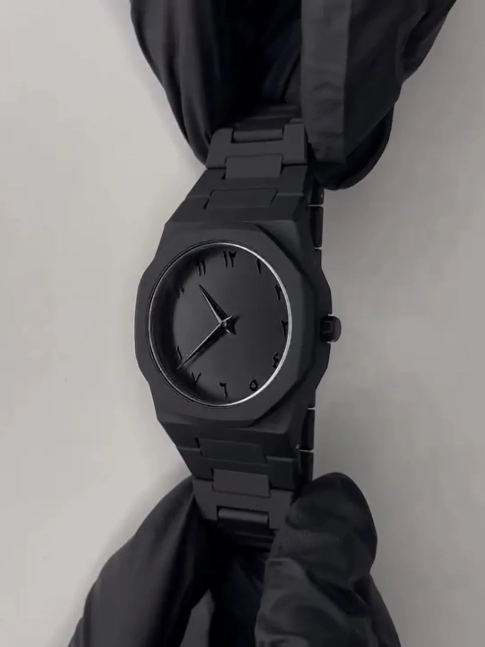 Black Arabic Aura Watch
